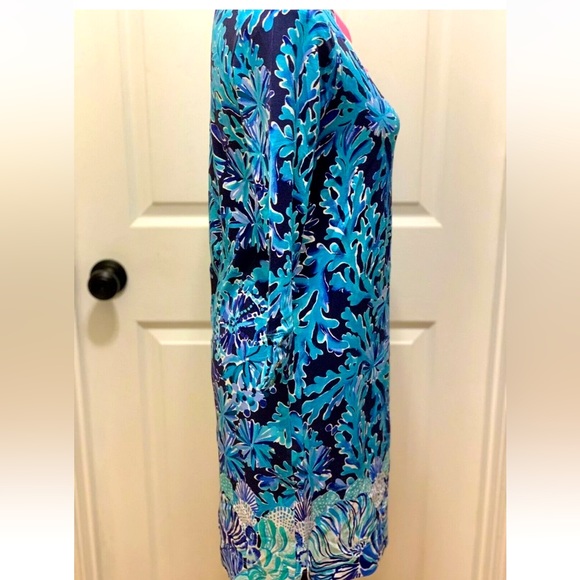 NWT LILLY PULITZER 50+ SOPHIE DRESS S BRIGHT NAVY IN TOO DEEP ENGINEERED - Picture 2 of 10